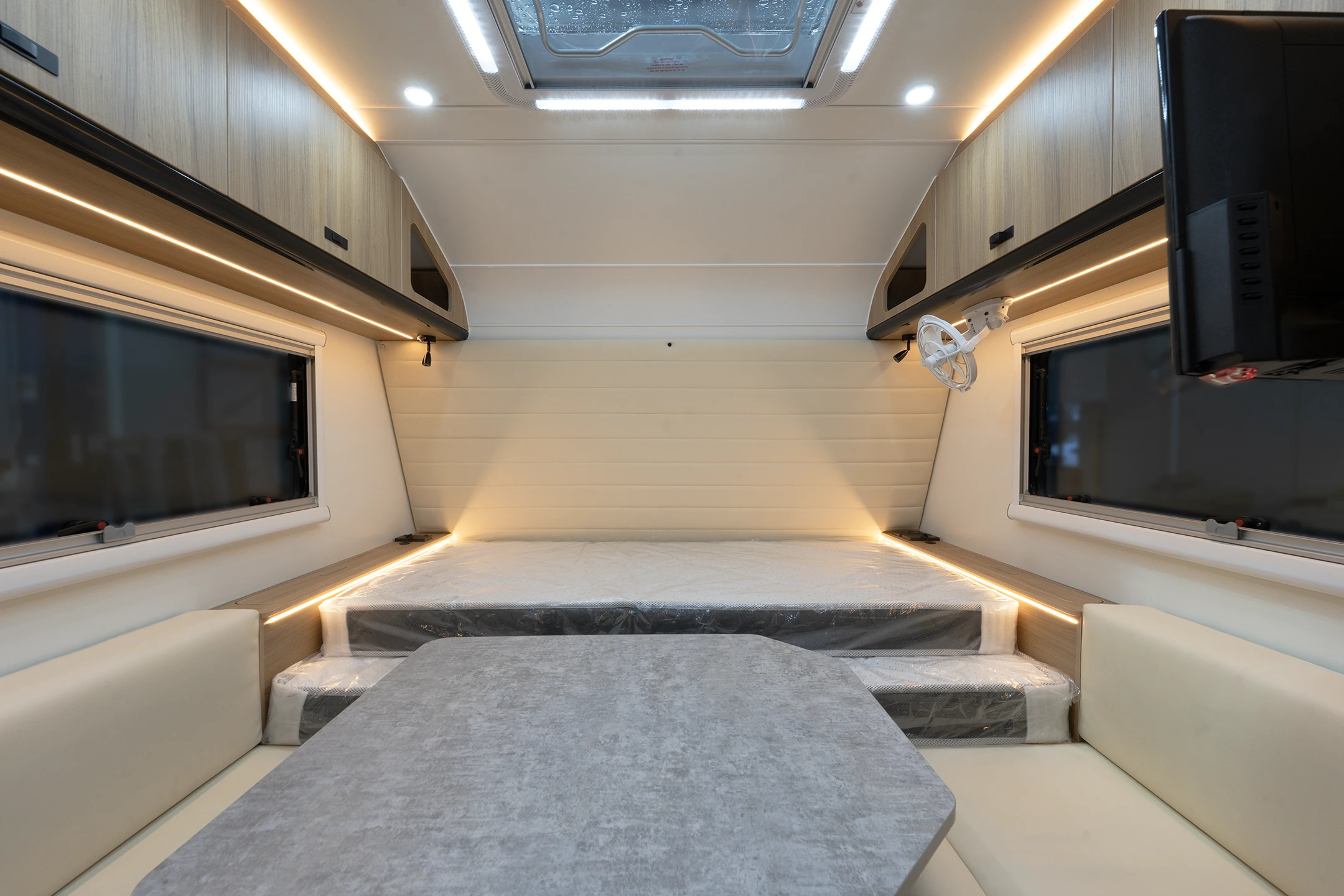 The Adaptive Interior Configuration